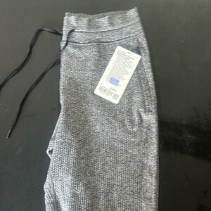 New with tags, Lululemon relaxed joggers ￼